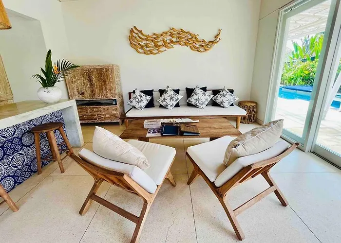 Sari - Three Bedroom Villa